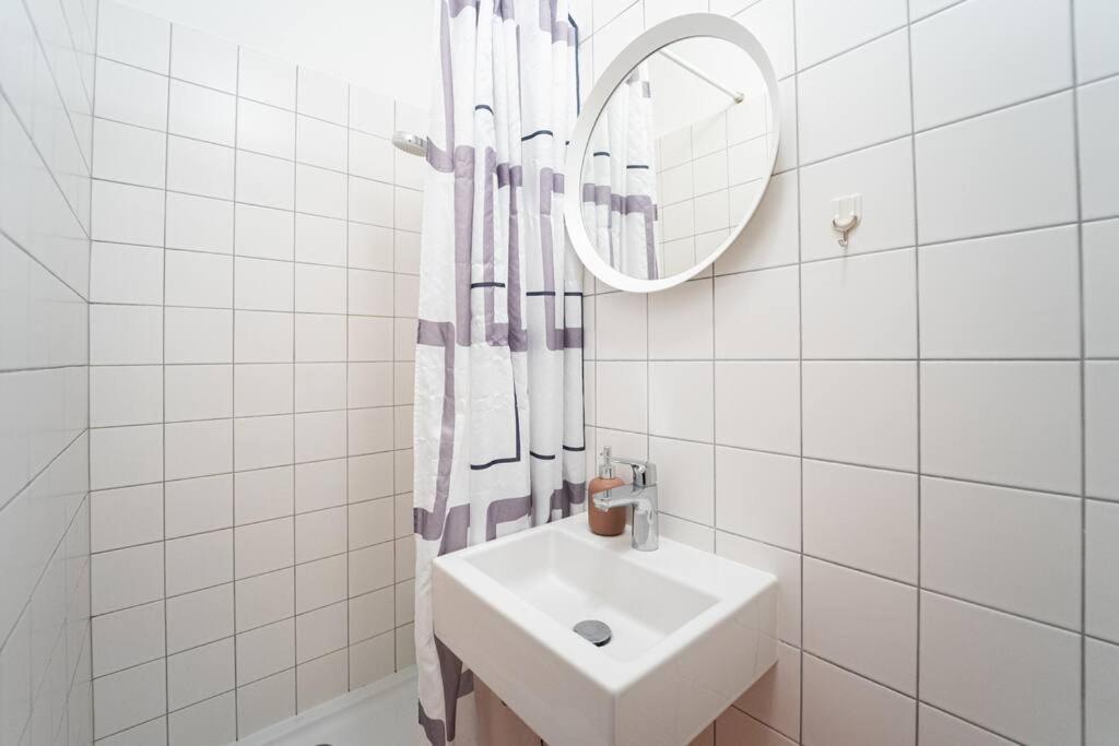 Mini Studio In Masaryk Quarter - Brno Apartment ภายนอก รูปภาพ
